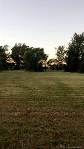 13775 mesmer Road, Berlin Twp, MI 48002