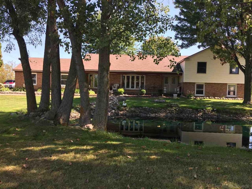 13775 mesmer Road, Berlin Twp, MI 48002