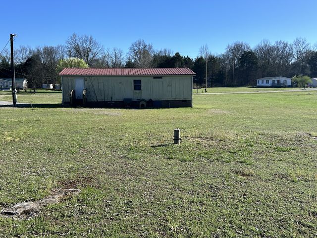 1409 Dean Rd, Chapel Hill, TN 37034