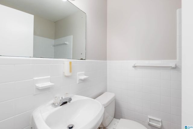1265 MEADOW LANE, Birmingham, AL 35228