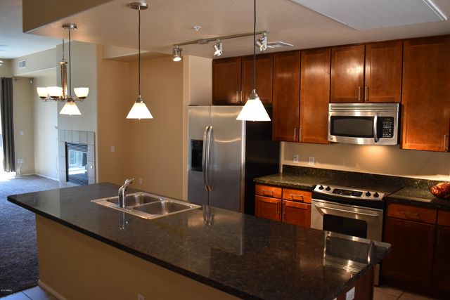 6745 N 93RD Avenue 1143, Glendale, AZ 85305