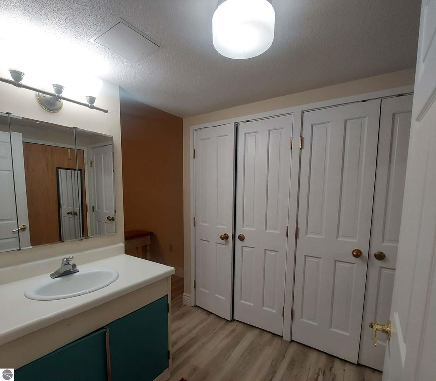 Image 12 of property listing at 5951 N Skeel Avenue # 119, Oscoda, MI 48750