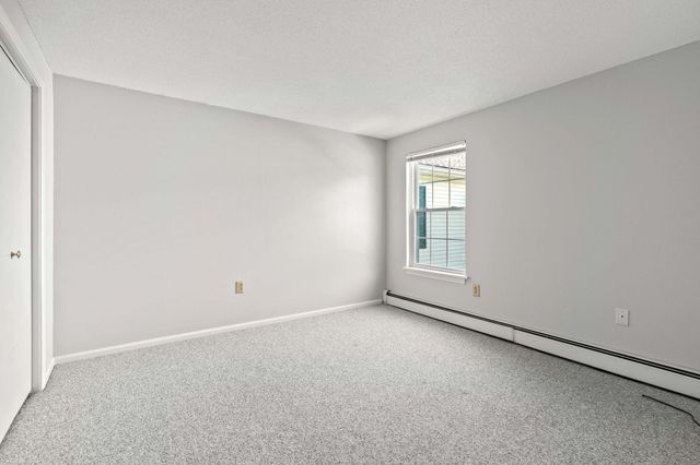 910 White Cedar Boulevard, Portsmouth, NH 03801