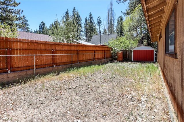 1014 Peter Avenue, Big Bear City, CA 92314