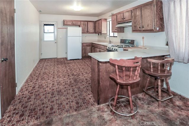 1014 Peter Avenue, Big Bear City, CA 92314
