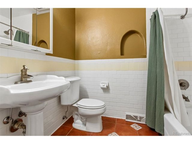 7492 E Bates Dr, Denver, CO 80231