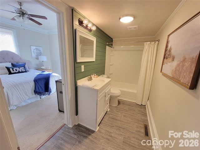 518 Milton L Taylor Street, Kannapolis, NC 28083