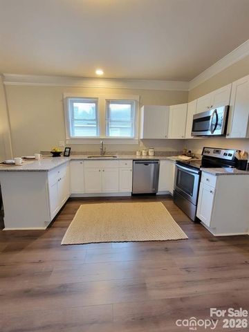 518 Milton L Taylor Street, Kannapolis, NC 28083