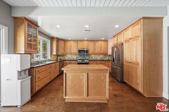2705 Brierhaven Drive, La Crescenta, CA 91214