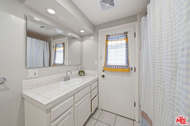 2705 Brierhaven Drive, La Crescenta, CA 91214