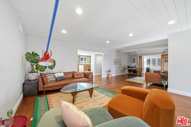 2705 Brierhaven Drive, La Crescenta, CA 91214