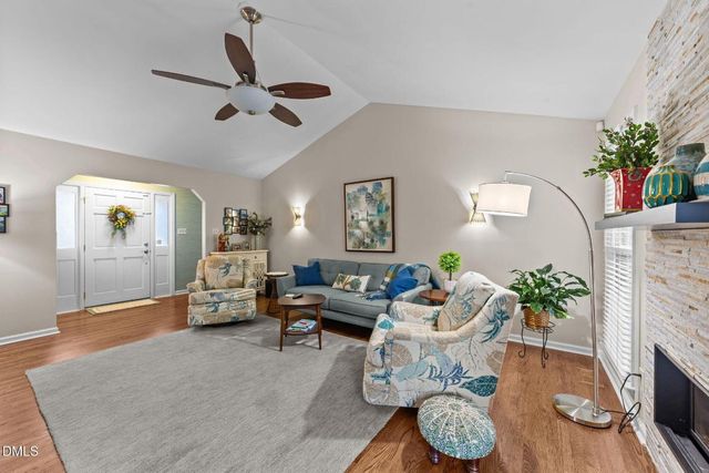 109 Pebble Drive, Clayton, NC 27520