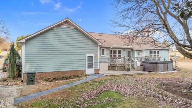 109 Pebble Drive, Clayton, NC 27520