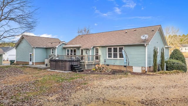 109 Pebble Drive, Clayton, NC 27520