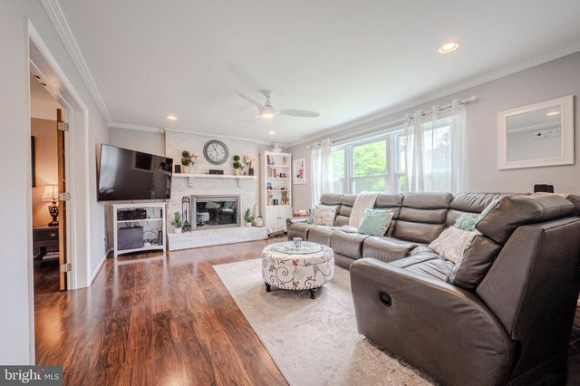 11 LILAC CT, Wilmington, DE 19808