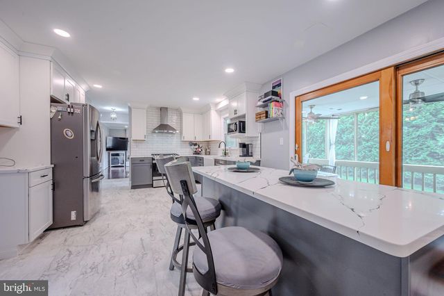 11 LILAC CT, Wilmington, DE 19808