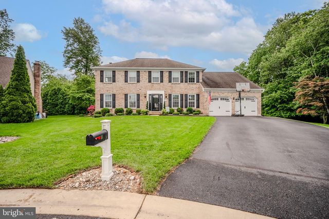 11 LILAC CT, Wilmington, DE 19808