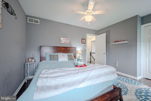 11 LILAC CT, Wilmington, DE 19808