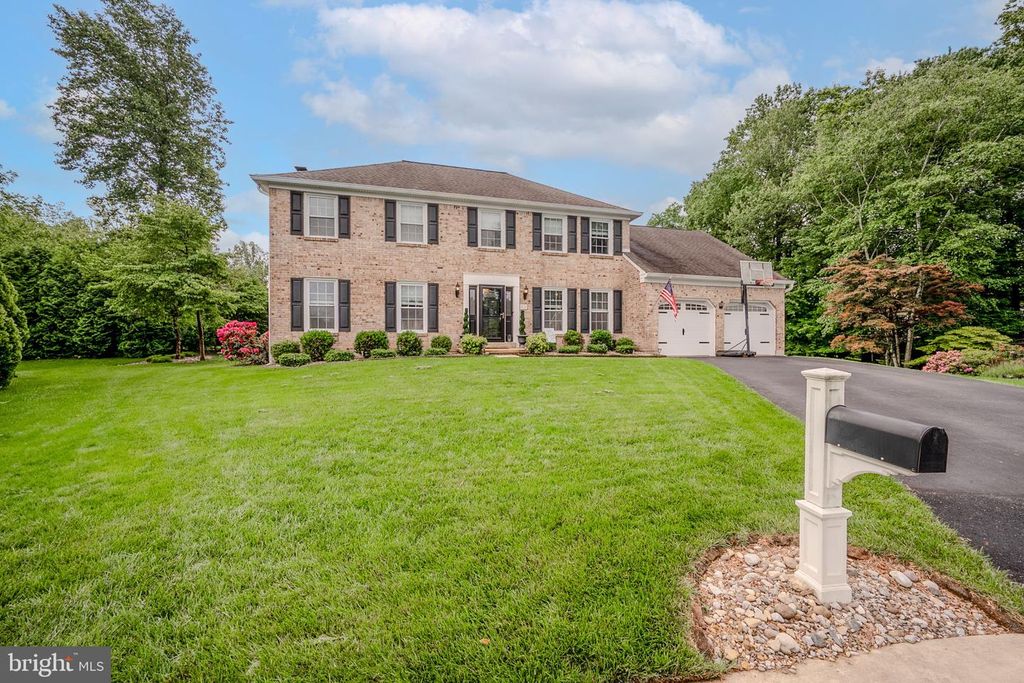 11 LILAC CT, Wilmington, DE 19808