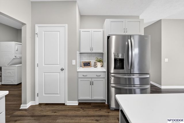 2114 Aaron Way, Fremont, NE 68025