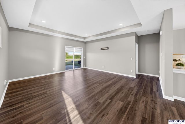 2114 Aaron Way, Fremont, NE 68025