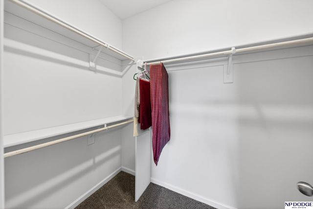 2114 Aaron Way, Fremont, NE 68025