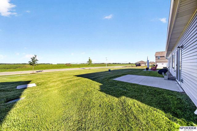2114 Aaron Way, Fremont, NE 68025