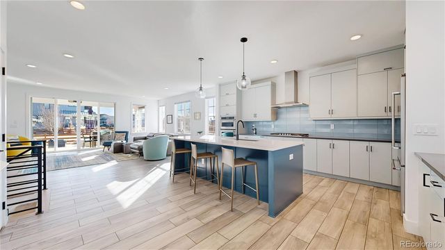 885 Delechant Drive, Erie, CO 80516