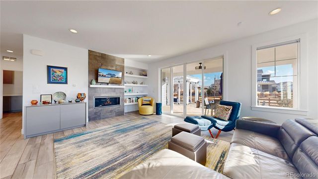 885 Delechant Drive, Erie, CO 80516