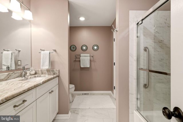 323 STRATFORD CIR, Locust Grove, VA 22508