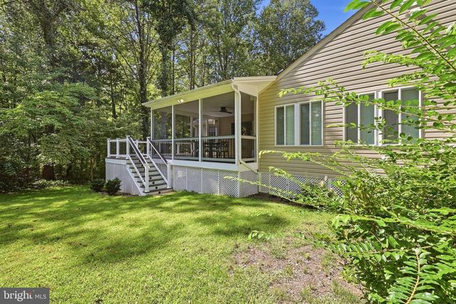 323 STRATFORD CIR, Locust Grove, VA 22508