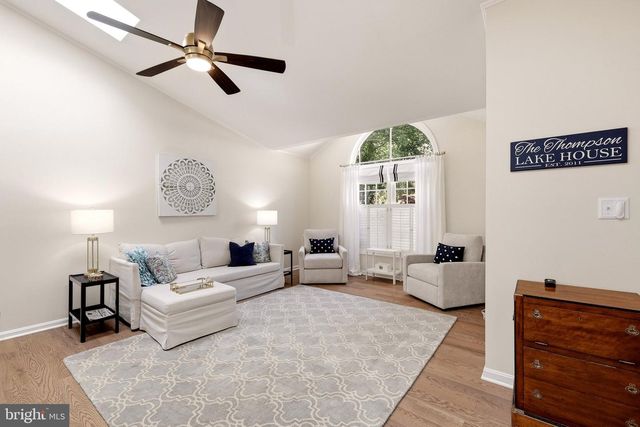 323 STRATFORD CIR, Locust Grove, VA 22508