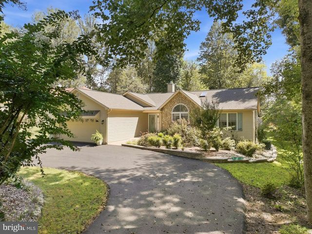 323 STRATFORD CIR, Locust Grove, VA 22508