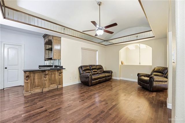 2410 E 21st Street, Mission, TX 78572
