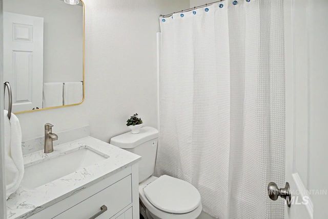 3339 Cedar Park Pl, Nampa, ID 83686