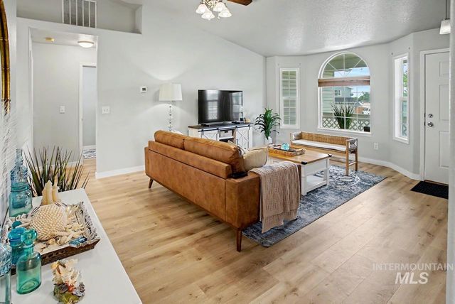 3339 Cedar Park Pl, Nampa, ID 83686
