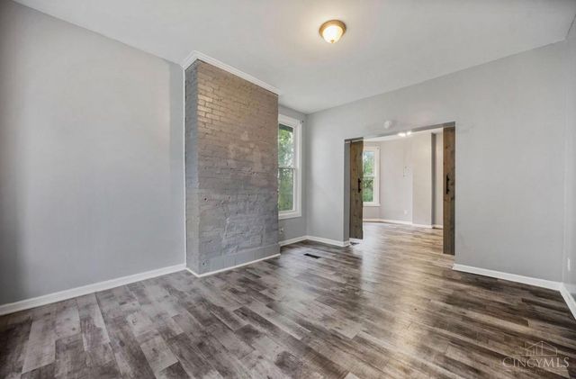 839 Ridgeway Avenue, Cincinnati, OH 45229