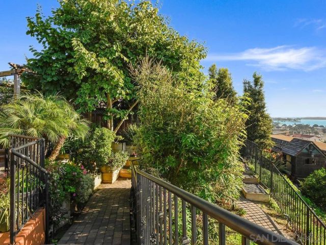 3212 Donley St, San Diego, CA 92117