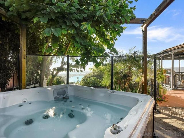 3212 Donley St, San Diego, CA 92117