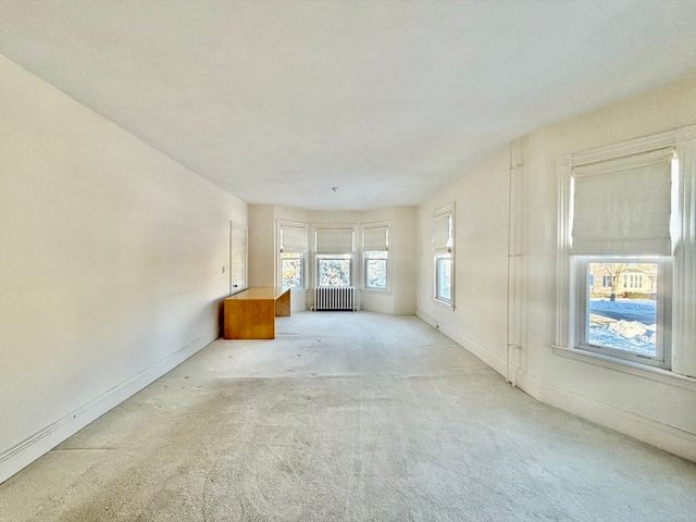 44 Gray St 1, Arlington, MA 02476