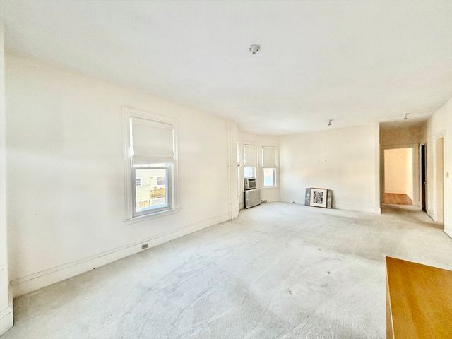 44 Gray St 1, Arlington, MA 02476