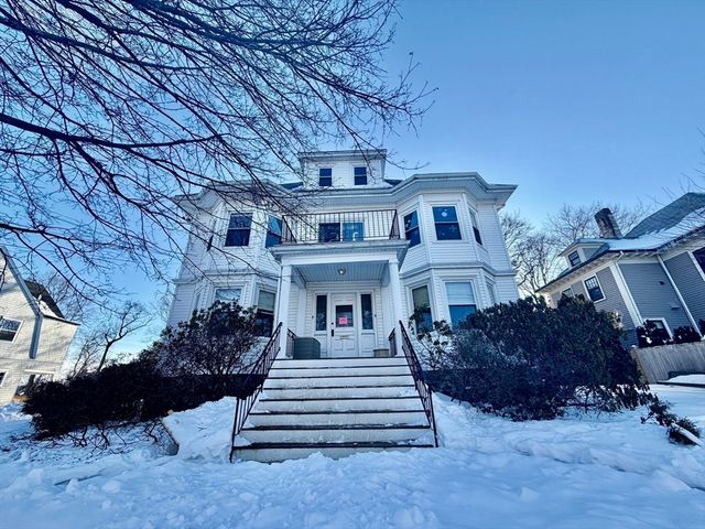 44 Gray St 1, Arlington, MA 02476