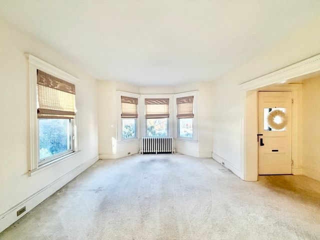 44 Gray St 1, Arlington, MA 02476