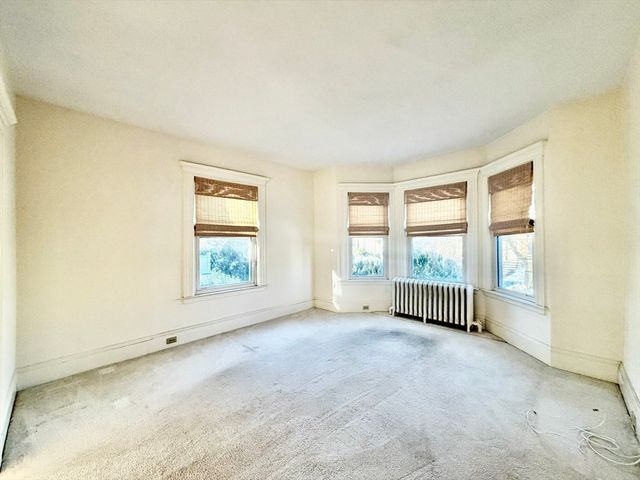 44 Gray St 1, Arlington, MA 02476