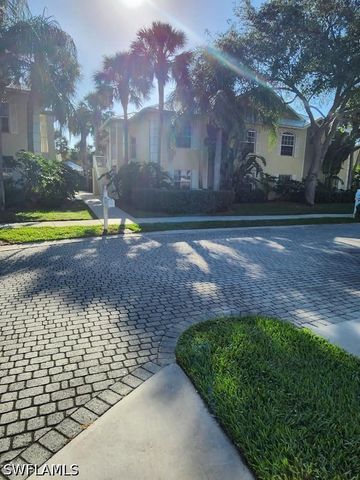 1240 Shady Rest LN 104, Naples, FL 34103