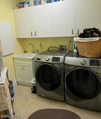 1240 Shady Rest LN 104, Naples, FL 34103