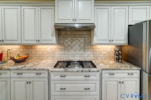14812 Creekbrook Ter, Midlothian, VA 23113