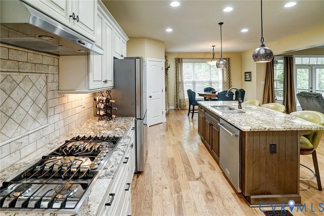 14812 Creekbrook Ter, Midlothian, VA 23113