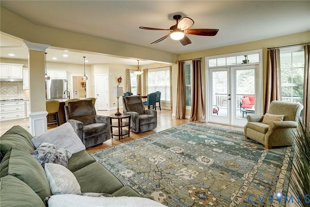 14812 Creekbrook Ter, Midlothian, VA 23113