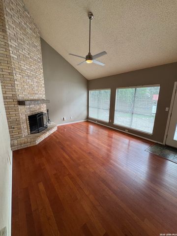 13815 STONE HOLLOW DR, San Antonio, TX 78232